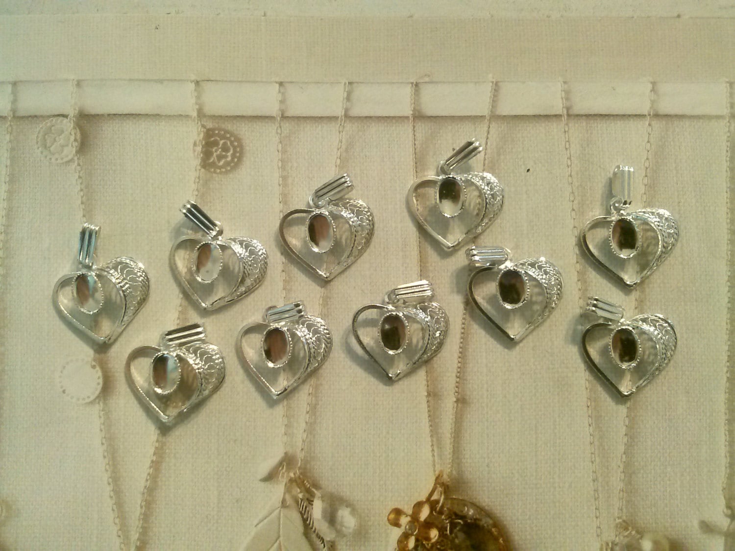 10 Versilbert Herz-Anhänger Mit Einstellung von epicvintagejewelry
