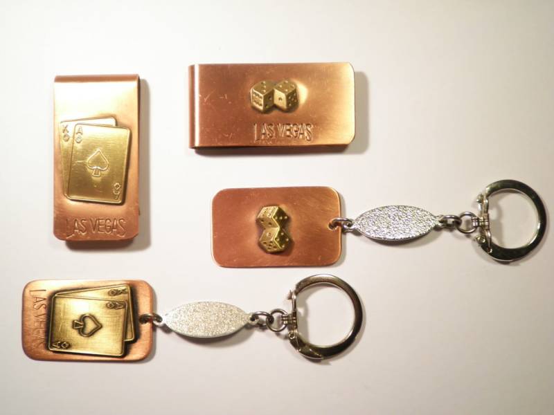 2 Sets Von Kupfer Vergoldet Las Vegas Geld Clips Und Schlüsselanhänger von epicvintagejewelry