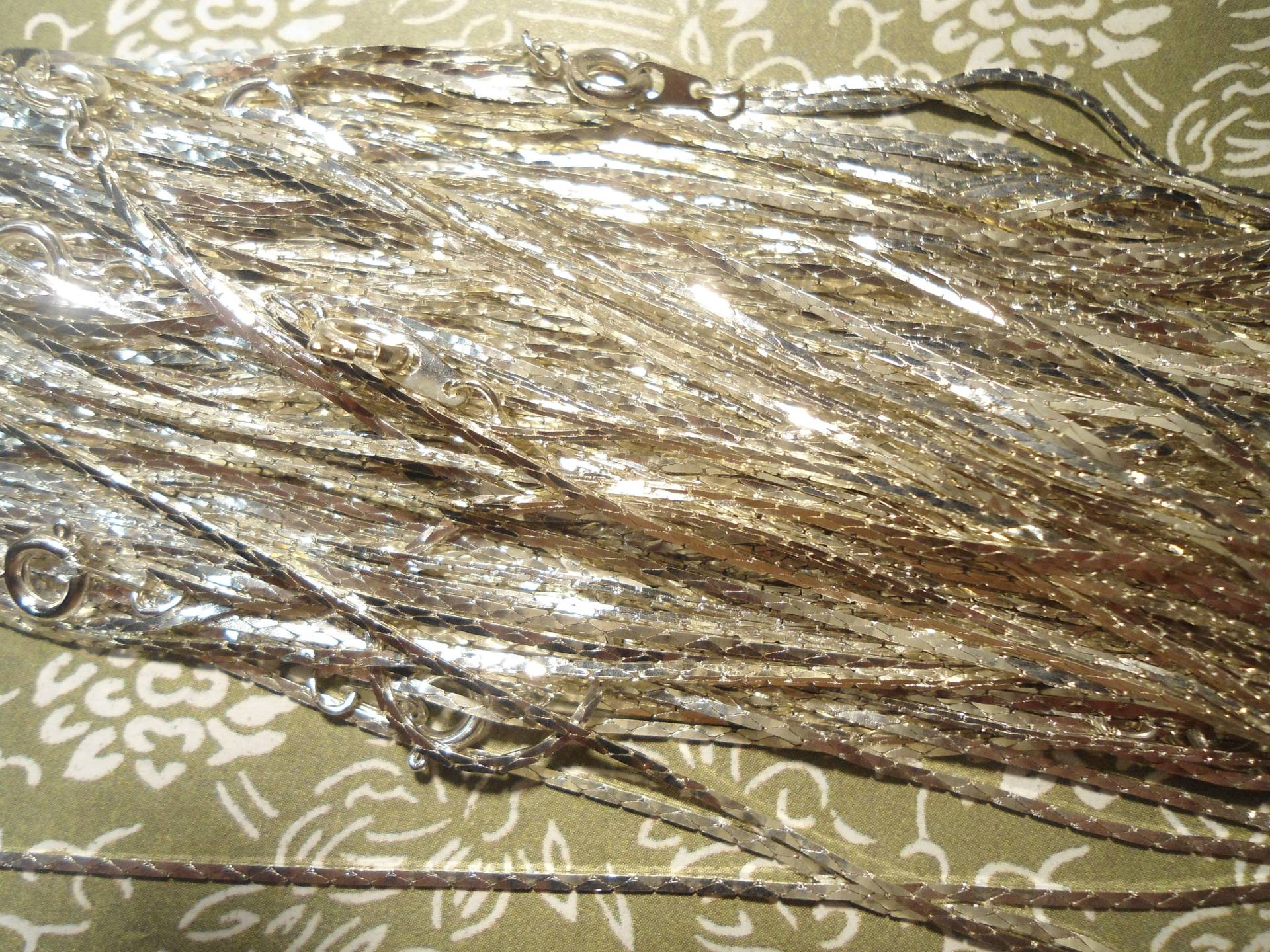 4 Versilberte 24" Ketten 4 Versilberte 24" Ketten von epicvintagejewelry