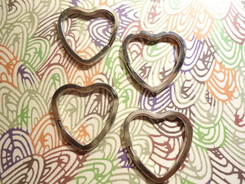 4 Versilberte Herz Geformt Schlüsselanhänger von epicvintagejewelry