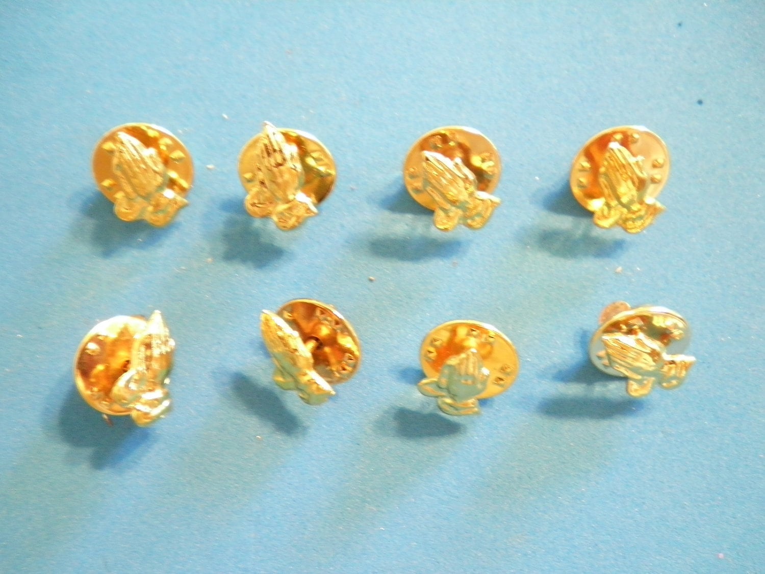 4 Vintage Vergoldet Beten Hände Pins von epicvintagejewelry