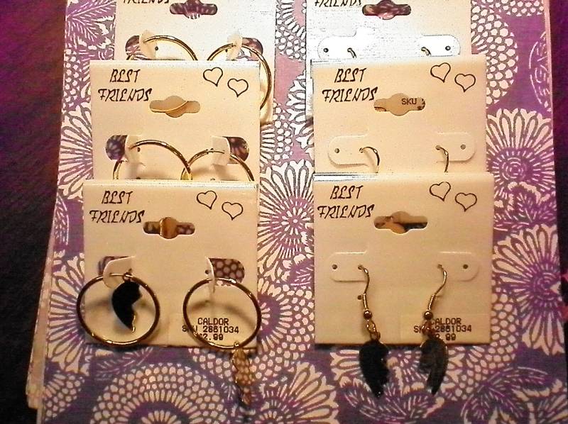 6 Paar Vergoldete Beste Freunde Sortierte Ohrringe von epicvintagejewelry