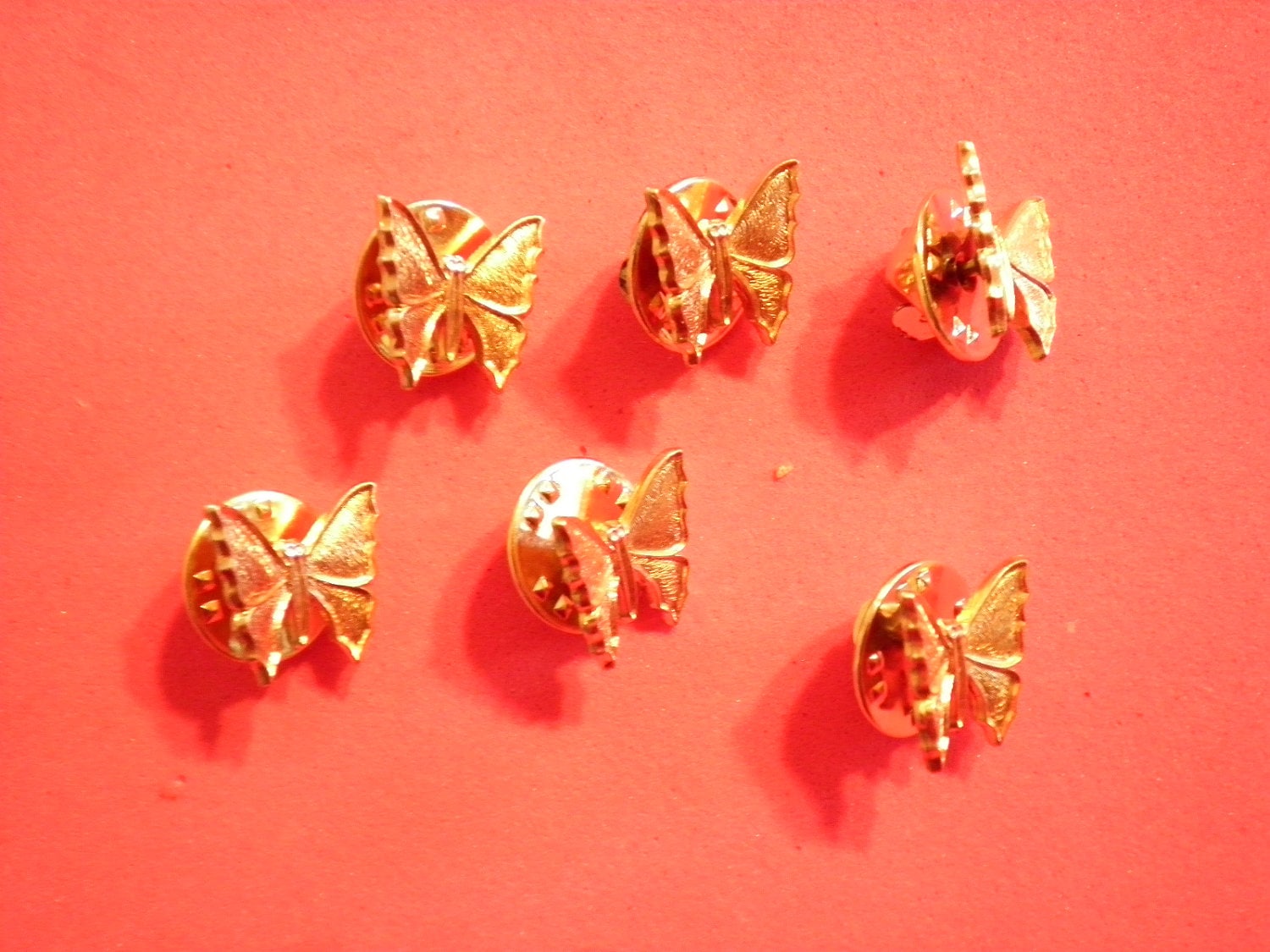 6 Vintage Messing 12mm Butterfly Broschen 6 Vintage Messing 12mm Butterfly Broschen von epicvintagejewelry