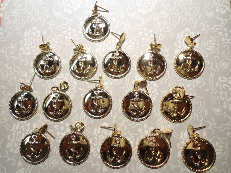 8 Paar Vergoldete Maritimes Anker Ohrringe Anhänger Charms Baumelt 8 Paar Vergoldete Maritimes Anker Ohrringe Anhänger Charms Baumelt von epicvintagejewelry