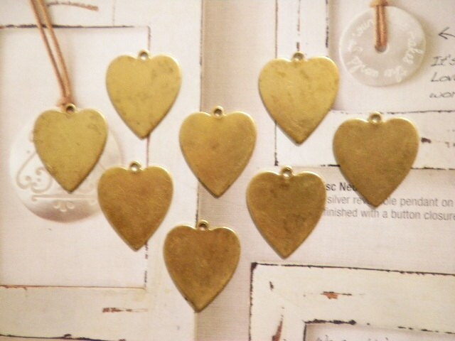 8 Vintage Messing 33mm Herz Anhänger 8 Vintage Messing 33mm Herz Anhänger von epicvintagejewelry