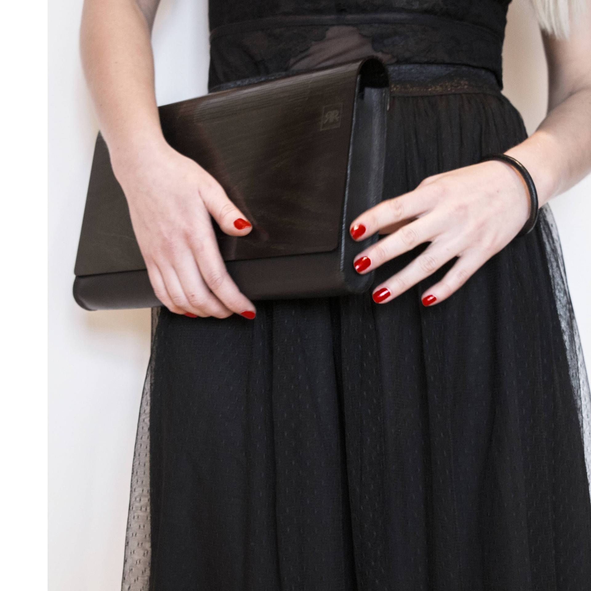 Glänzende Schwarze Holz & Leder Clutch Tasche Mit Abnehmbarem Riemen Glänzende Schwarze Holz & Leder Clutch Tasche Mit Abnehmbarem Riemen von ereretsy