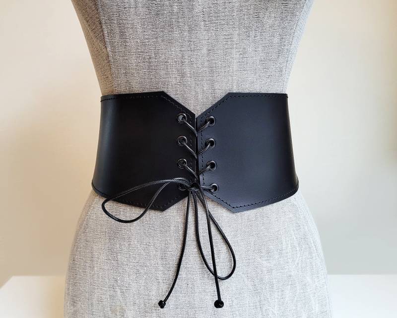 Schwarzer Leder Korsett Elastisch Breiter Schnür-Gothic Taillen-Gürtel von erikasbelts