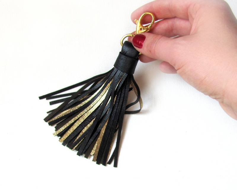 Leder Quaste, Schwarz Und Gold Quaste Schlüsselanhänger Leder Quaste, Schwarz Und Gold Quaste Schlüsselanhänger von erikasleather