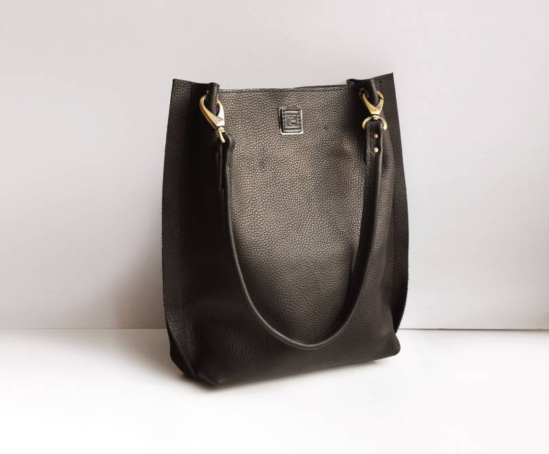 Ledertasche, Schwarze Umhängetasche Aus Weichem Leder von erikasleather