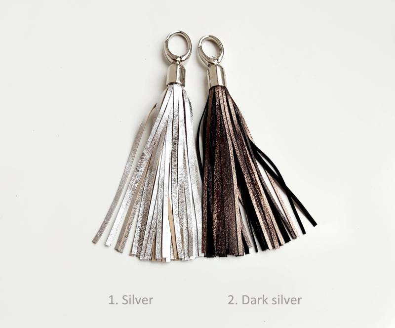 Ledertroddel, Silber Oder Dunkelsilber Lange Quaste, Großer Quastenschlüsselanhänger Ledertroddel, Silber Oder Dunkelsilber Lange Quaste, Großer Quastenschlüsselanhänger von erikasleather