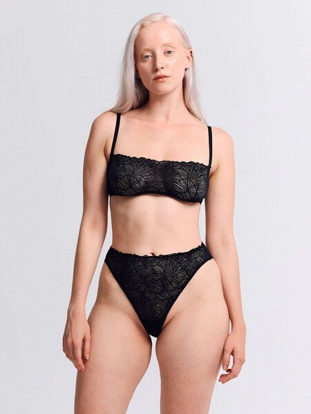 erlich textil Fluid Lace High Waist Brazil String mit Spitze aus recyceltem Polyamid, made in Europe von erlich textil