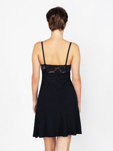 erlich textil Lene Nachthemd mit Spitze aus weichem Modal, made in Europe von erlich textil