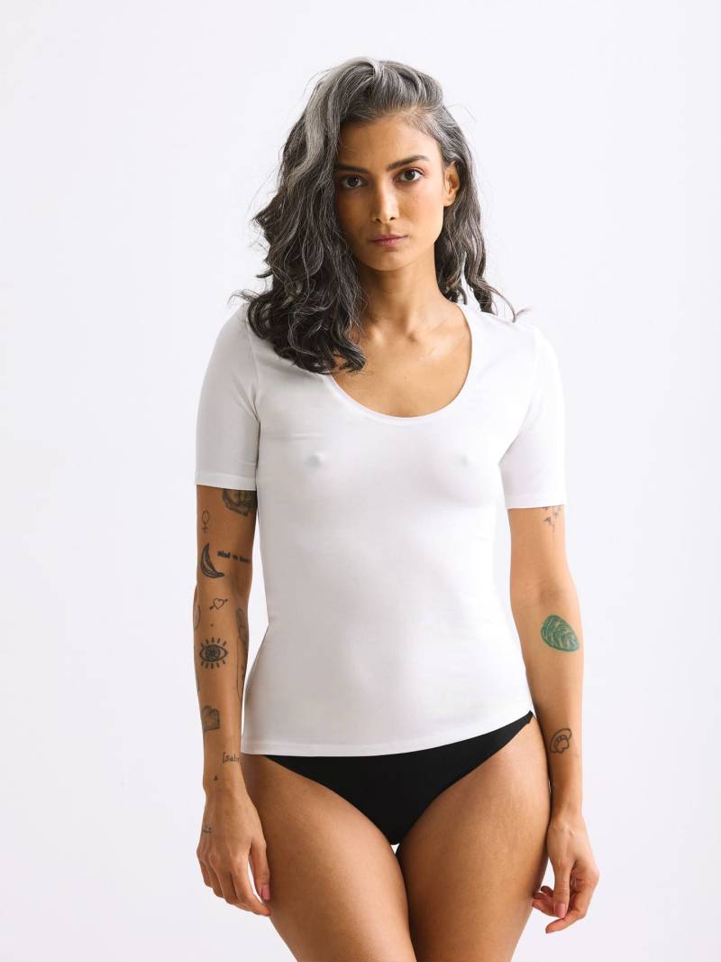 erlich textil Light Touch tiefausgeschnittenes T-Shirt für Frauen aus TENCEL™ Lyocell in ecru von erlich textil