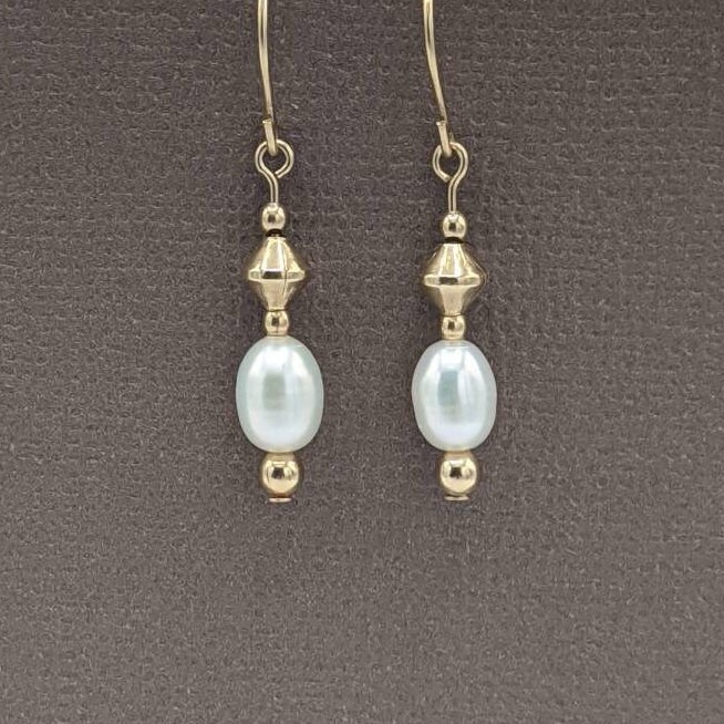 Vergoldete Süßwasserperle Baumeln Ohrringe von eronel