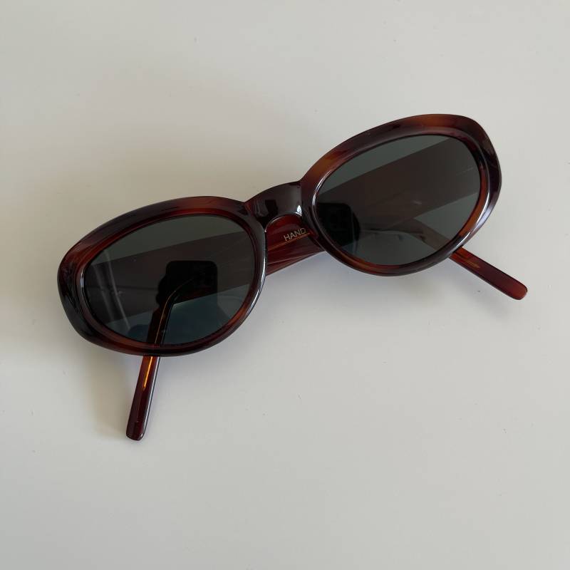Vintage 90Er Jahre Mod Sonnenbrille in Rot Tortoise Shell Authentisch Deadstock Vintage 90Er Jahre Mod Sonnenbrille in Rot Tortoise Shell Authentisch Deadstock von esentialle