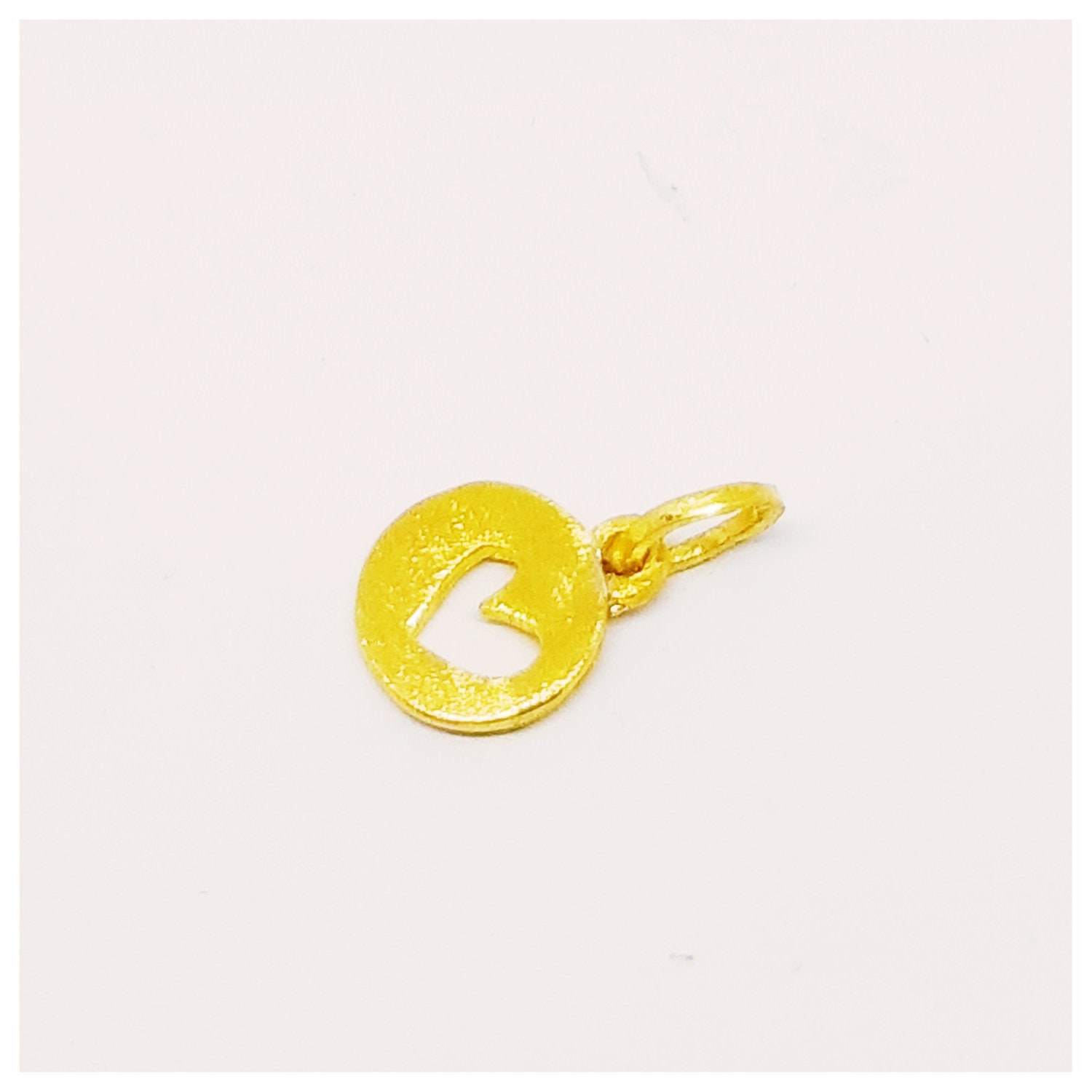 24K Massiv Gold Zierlicher Herz Anhänger Von Estherleejewel 999 24K Massiv Gold Zierlicher Herz Anhänger Von Estherleejewel 999 von estherleerosary