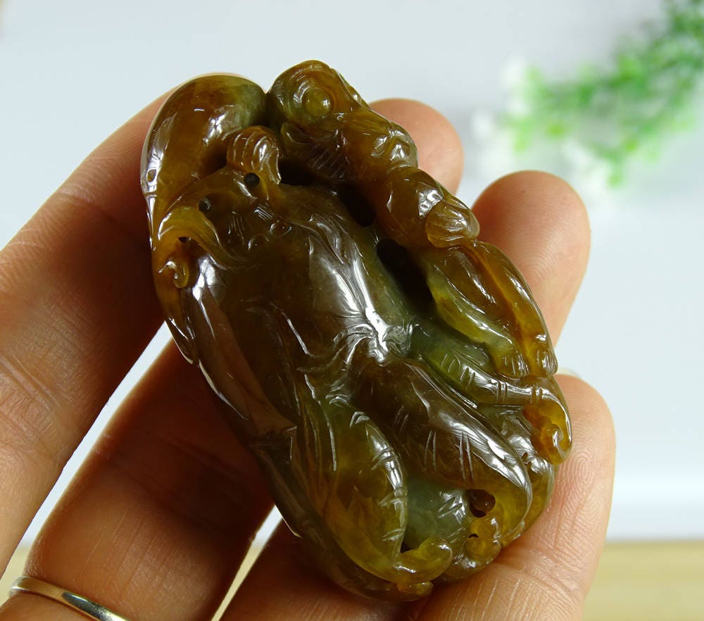 Zertifizierter Brauner Jade Anhänger Ginseng Handmade Untreat Typ A Jadeit P-372-18 Zertifizierter Brauner Jade Anhänger Ginseng Handmade Untreat Typ A Jadeit P-372-18 von esybuy
