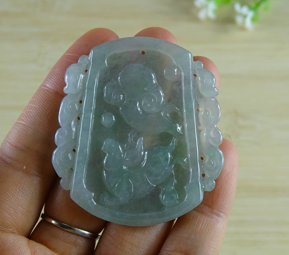 Zertifizierter Grüner Jade Anhänger Blume Handarbeit Unbehandelt Typ A Jadeit 花开富贵 P-372-12 Zertifizierter Grüner Jade Anhänger Blume Handarbeit Unbehandelt Typ A Jadeit 花开富贵 P-372-12 von esybuy
