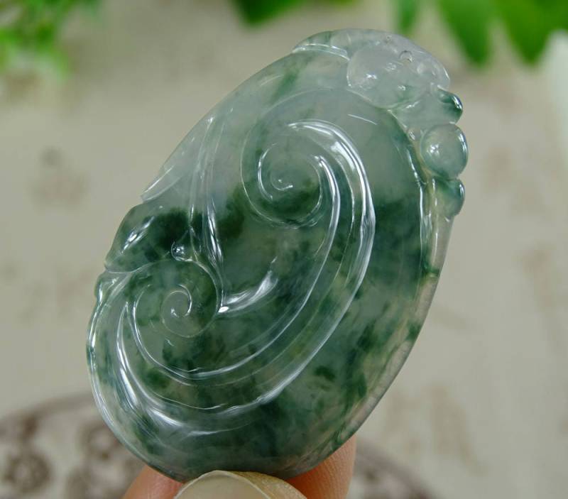 Zertifizierter Grüner Jade Jadeit Anhänger Ruyi Grade A Smaragd P-360-18 von esybuy