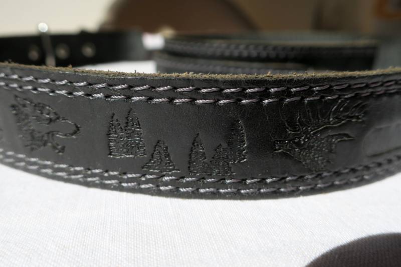 Vintage Ledergürtel in Schwarz Mit Tierprägungen von etage4vintage