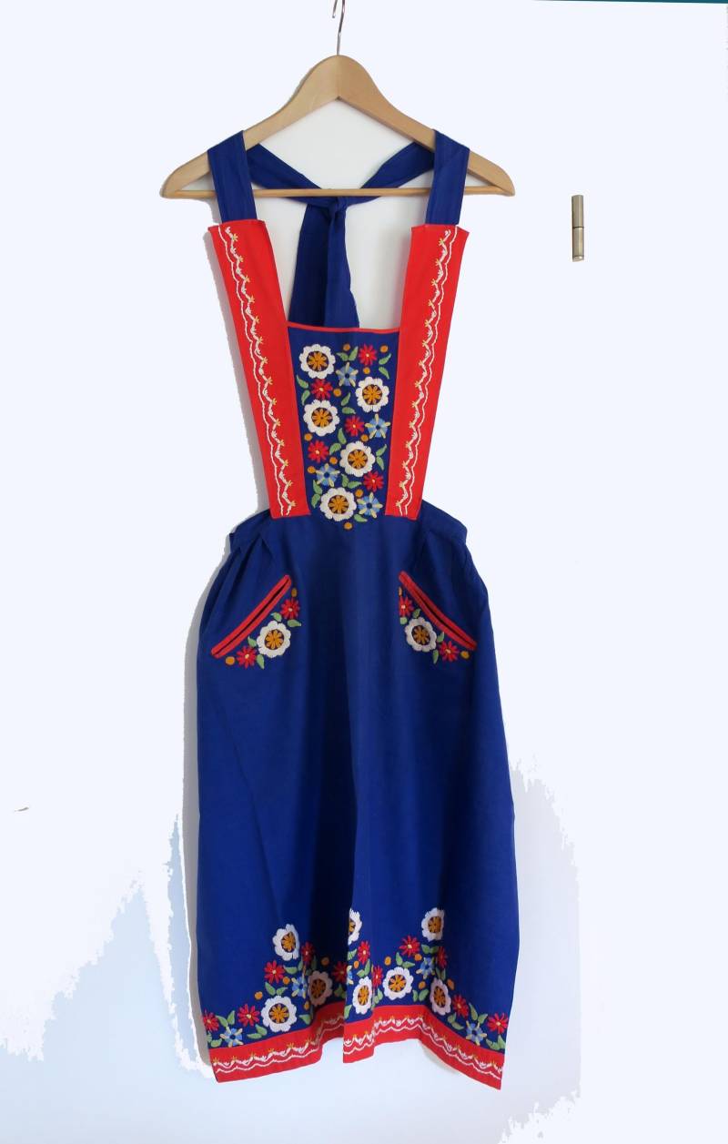 Vintage Schürze Mit Farbenfroher Bauern-stickerei in Blau Rot Bunt von etage4vintage