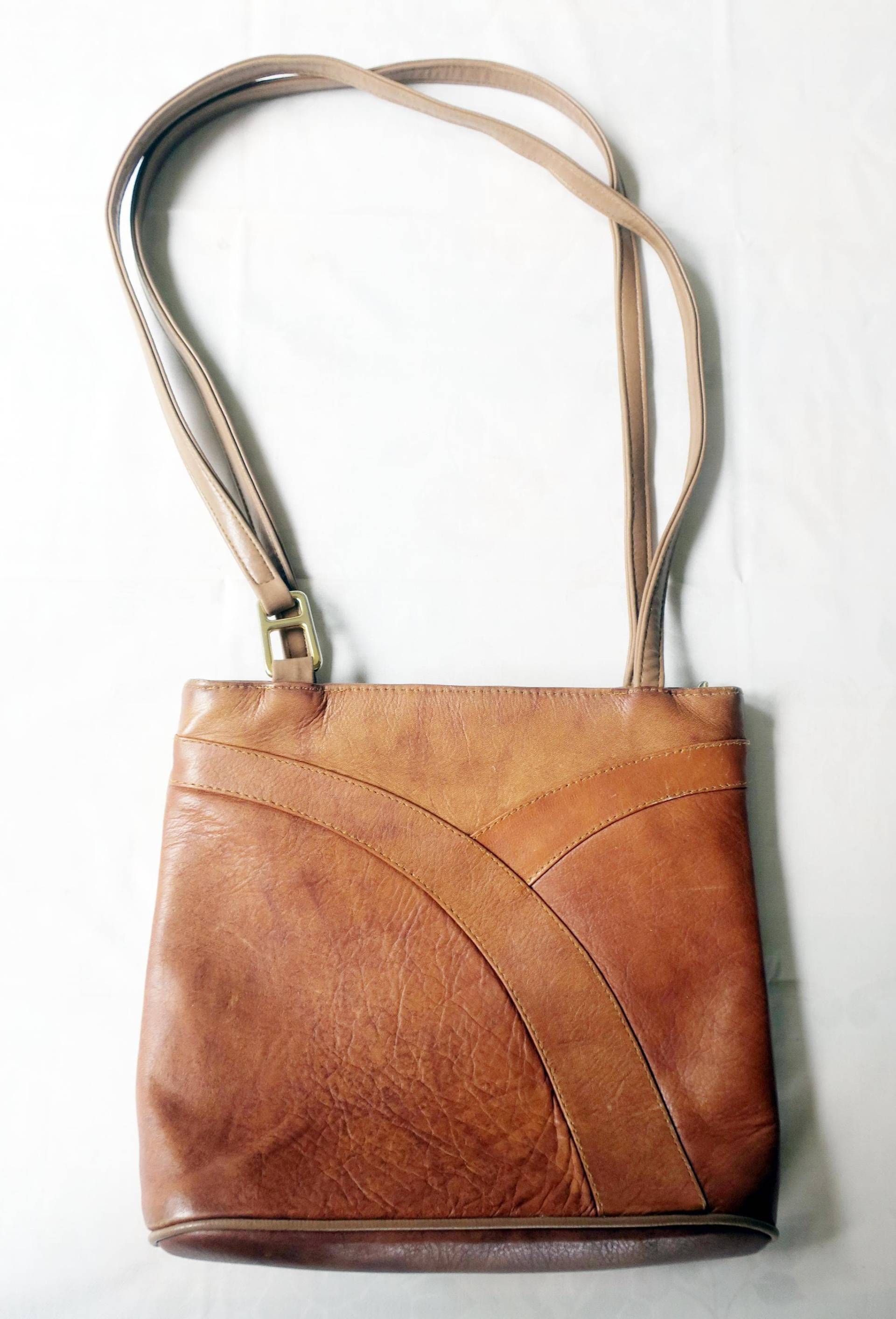 Vintage Schultertasche Beuteltasche 70Er in Braun von etage4vintage