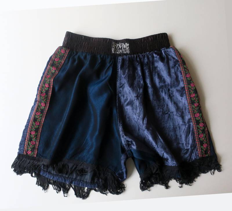 Vintage Shorts Aus Satin Und Samt Mit Fransen von etage4vintage