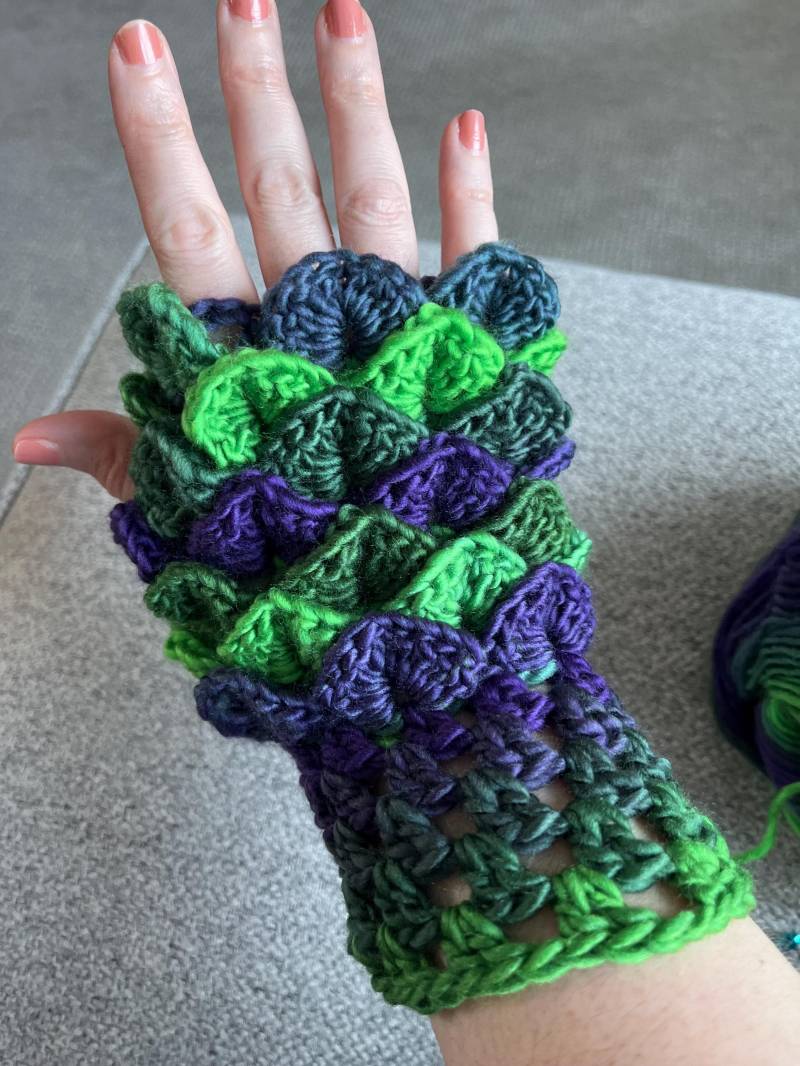 Drachenschuppen Fingerlose Handschuhe Drachenschuppen Fingerlose Handschuhe von etsyem4crafts