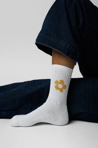 ettics studio sock flower von ettics studio