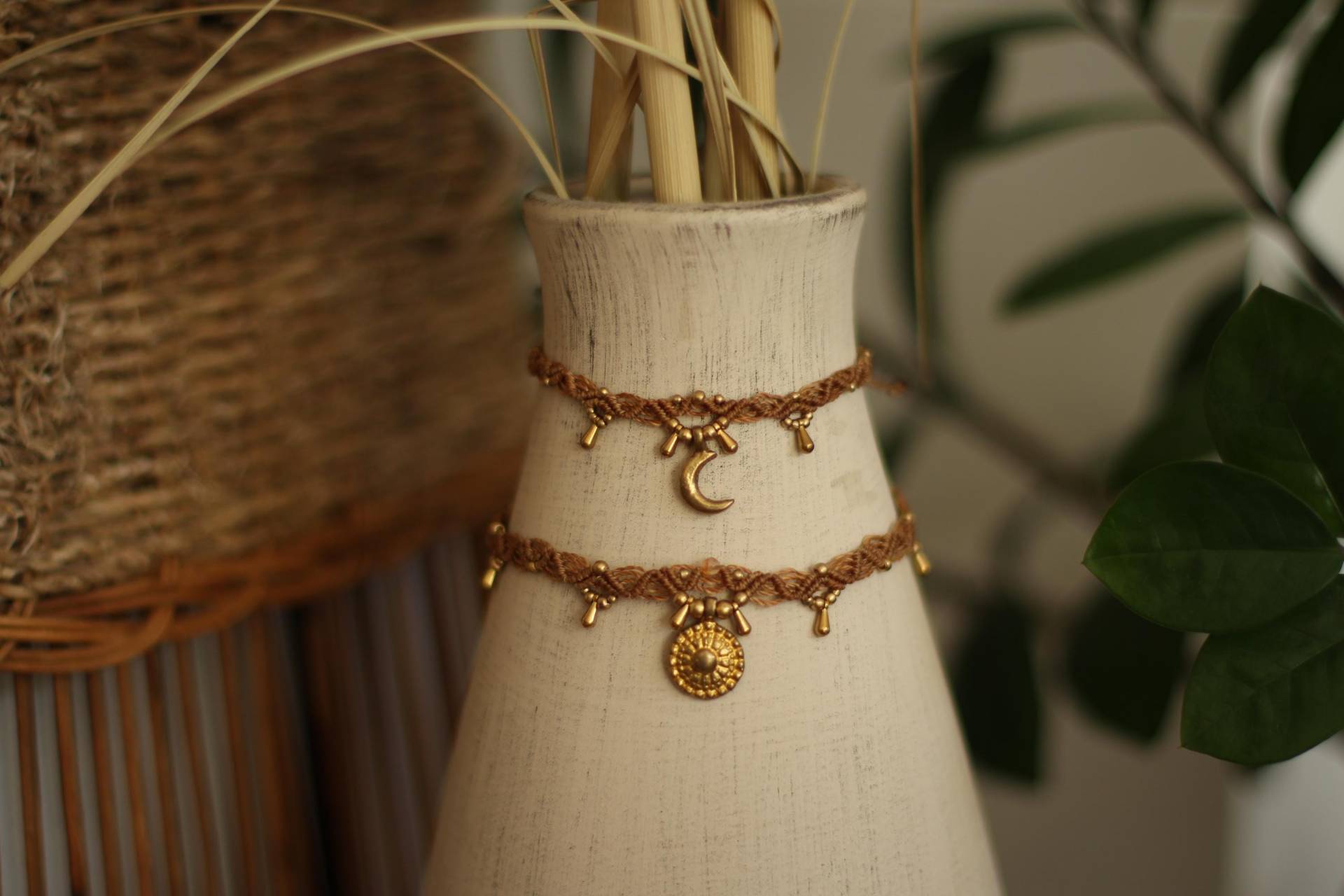 Desert Collection Macrame Anklet Makramee Fußkettchen Euphoriamacrame Boho Schmuck Hippie Jewelry Desert Collection Macrame Anklet Makramee Fußkettchen Euphoriamacrame Boho Schmuck Hippie Jewelry von euphoriamacrame
