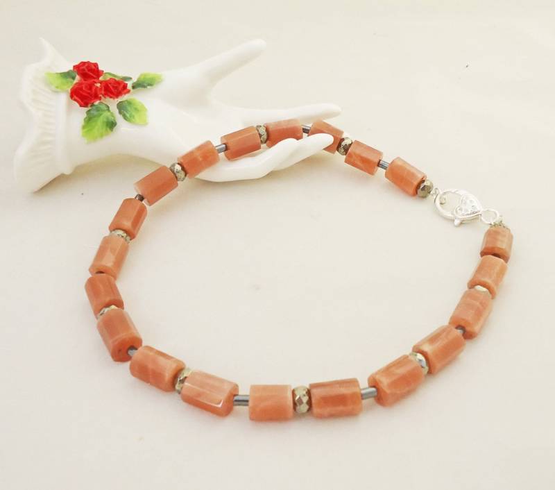 Sonnenstein Und Hämatit Halskette, Pfirsich Rosa Edelstein-Halskette, Uk Verkäufer Sonnenstein Und Hämatit Halskette, Pfirsich Rosa Edelstein-Halskette, Uk Verkäufer von evecollection
