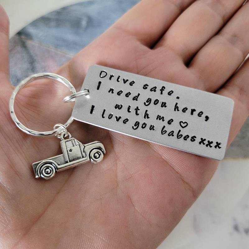 Personalisierte Schlüsselanhänger, Drive Safe, Geschenk Freund, Aluminium, Schlüsselanhänger Paare, Graviert, Ehemann, Freund von everbana