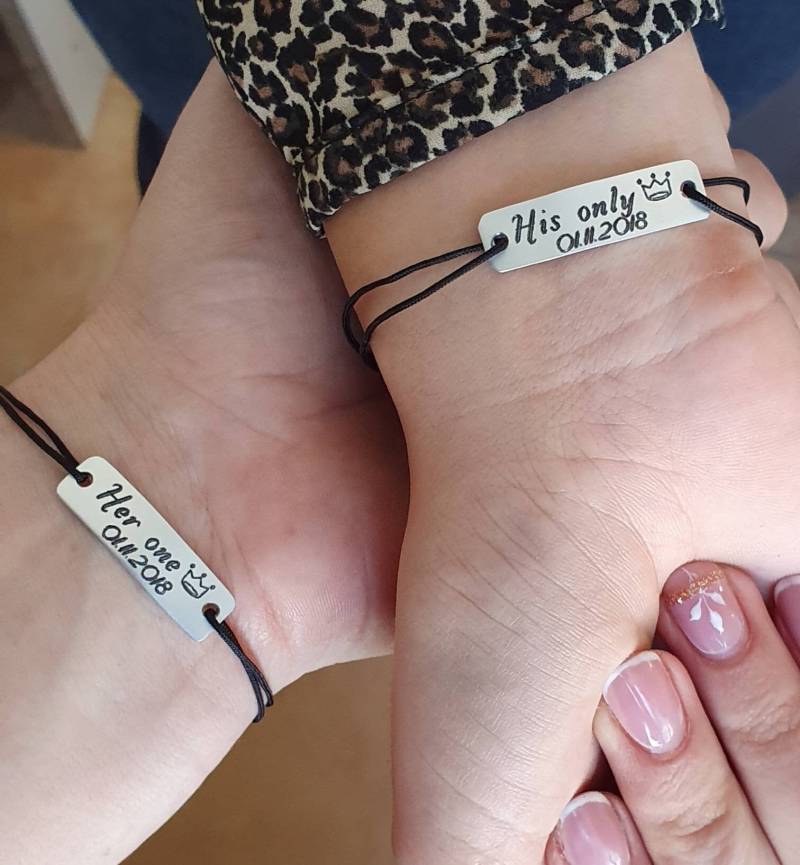 Set Mit 2 Personalisierten Paararmbändern, Sie Eins, Nur Und Ihn, Graviertes Benutzerdefiniertes Matching-Set, Paar-Beziehungsliebhaber Geschenk Set Mit 2 Personalisierten Paararmbändern, Sie Eins, Nur Und Ihn, Graviertes Benutzerdefiniertes Matching-Set, Paar-Beziehungsliebhaber Geschenk von everbana