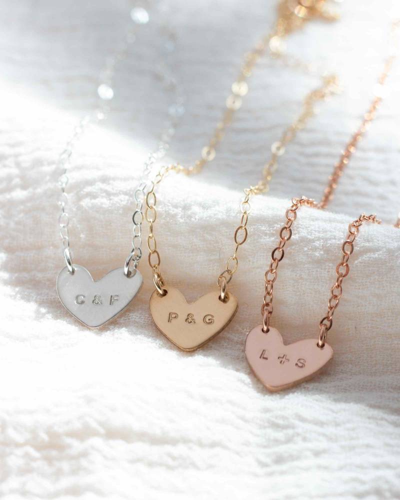 Personalisierte Herz Halskette, Personalisierte Halsketten, Benutzerdefinierte Initialen Jahrestag Geschenk, Valentinstag Halskette von everlymadejewelry