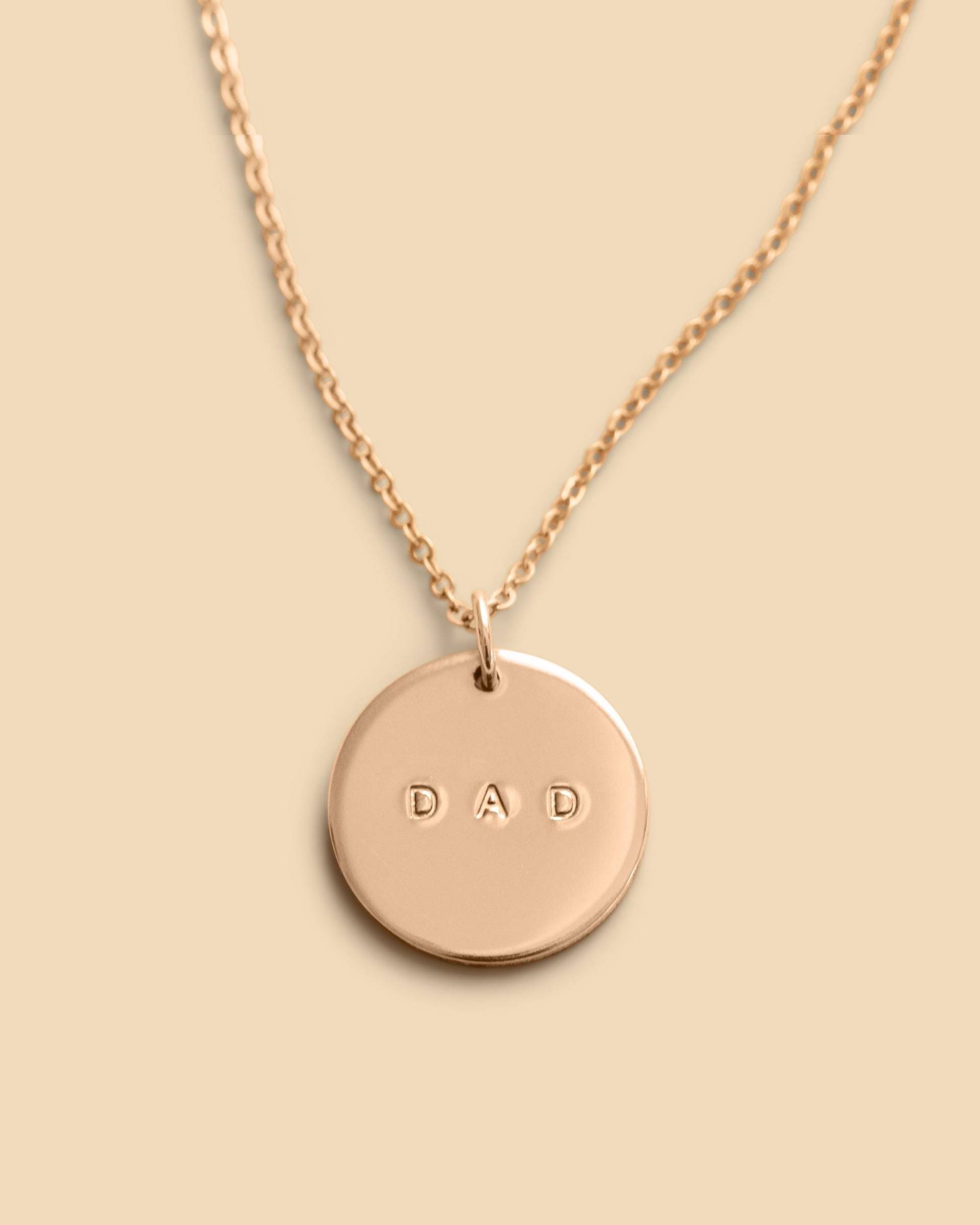 Personalisierte Namenskette, Personalisierte Halskette, Papa Halskette Mit Gravur, Gold Personalisiert, Münzhalskette von everlymadejewelry