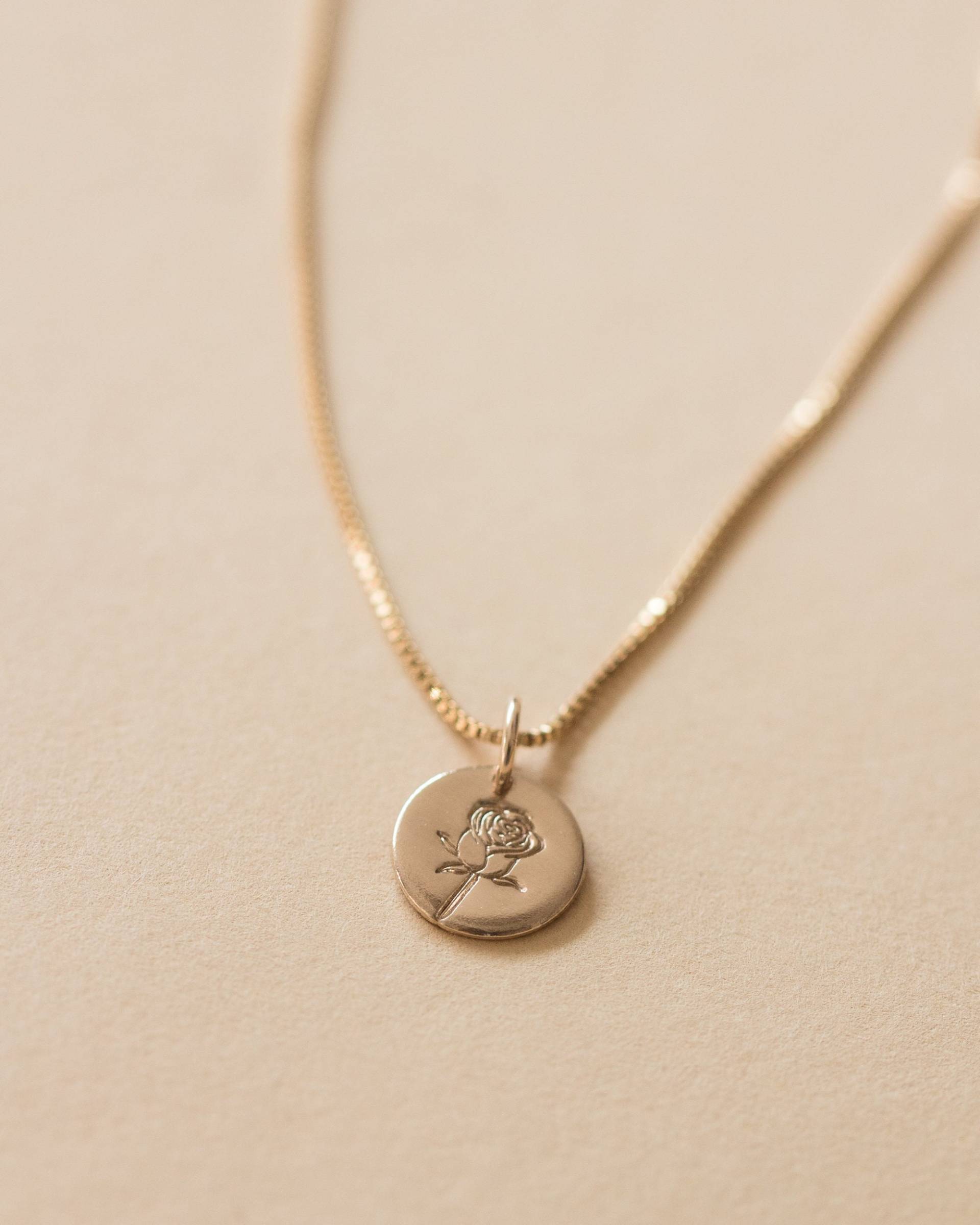 Rose Juni Geburtsanhänger, 925 Sterling Silber, 14K Gold Fill, Rose-Gold Fill von everlymadejewelry