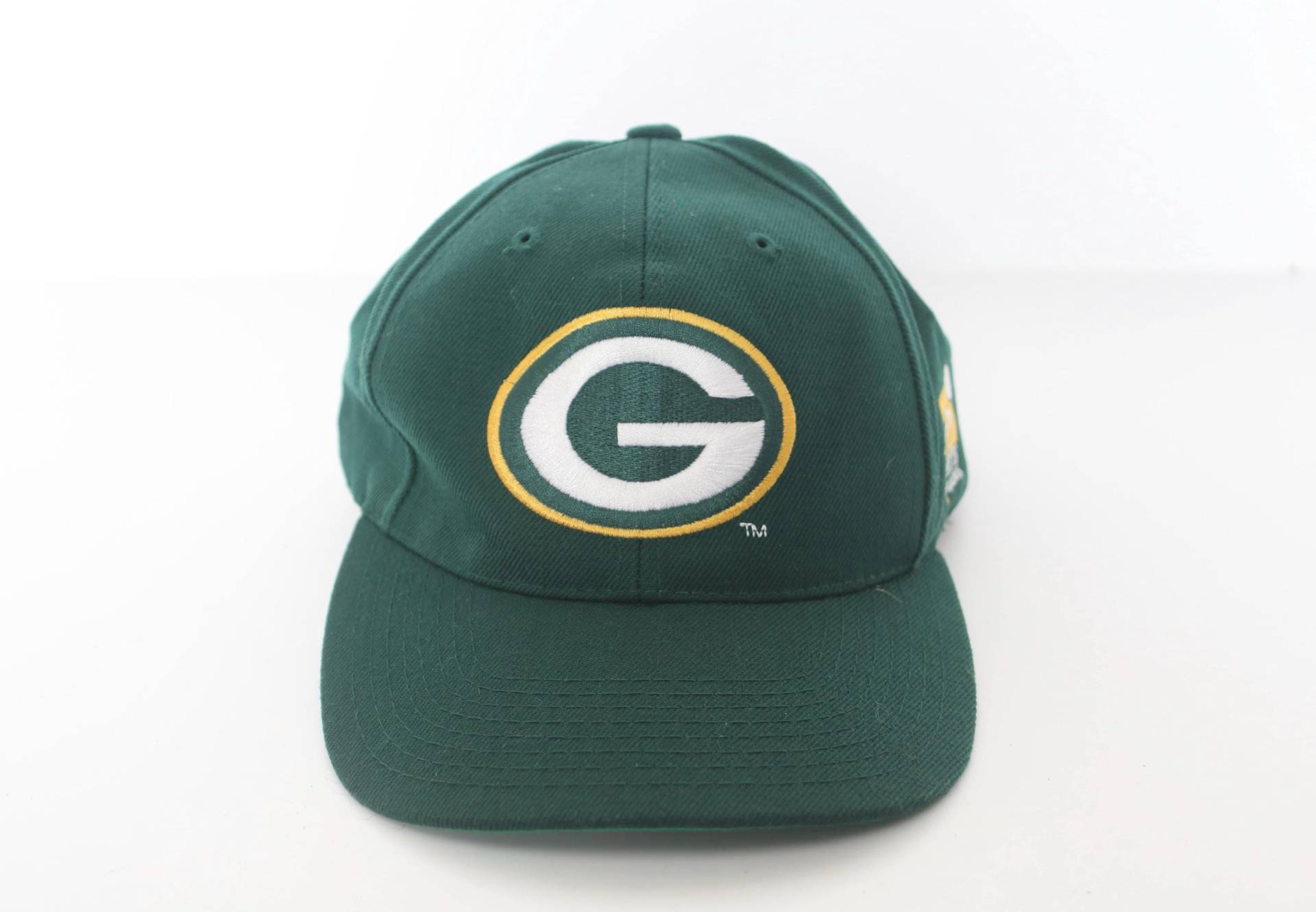 Vintage Green Bay Packers 1990S Snapback Nfl Baller Football Brett Favre Ära Tr-Tone Creme Baseballmütze Vintage Green Bay Packers 1990S Snapback Nfl Baller Football Brett Favre Ära Tr-Tone Creme Baseballmütze von everyoneinhats