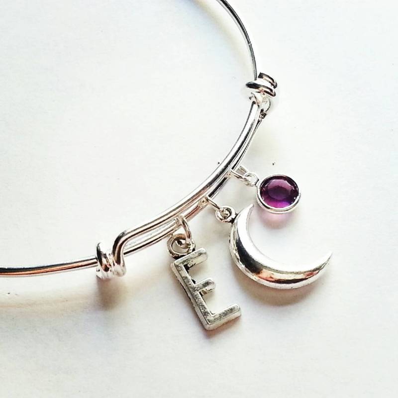Personalisierte Armband, Initial Und Swarovski Kristall Birthstone Charme, Auf Den Mond Zurück, Verstellbare Größe, Versilbert Armreif von evilqueenjewelry