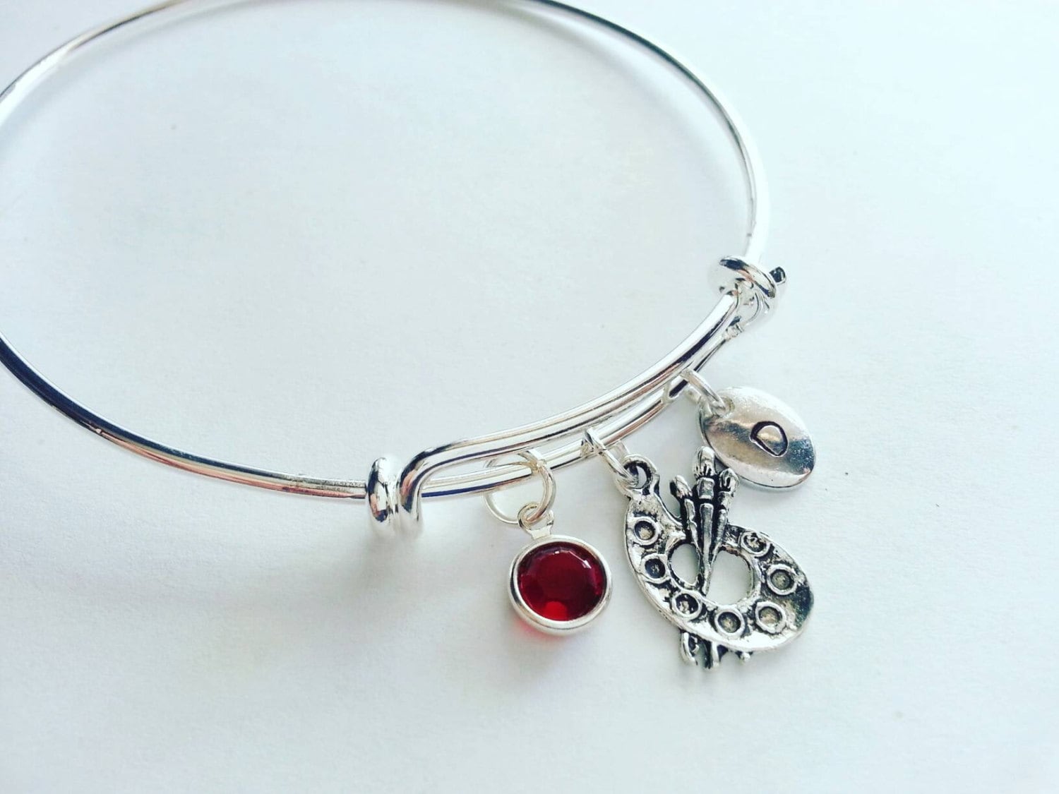 Personalisierte Künstler Pallette Armband, Von Hand Gestempelt Initial, Echte Swarovski Birthstone Kristall, Erweiterbare Armreif von evilqueenjewelry