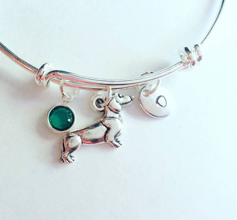 Personalisierte Silber Erweiterbare Armreif, Dackel Hund, Von Hand Gestempelt Initial, Swarovski Birthstone Kristall, Hot Dog, Weiner Hund von evilqueenjewelry