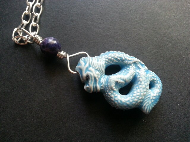 Rakudrachen Halskette Mit Sodalith von evilqueenjewelry