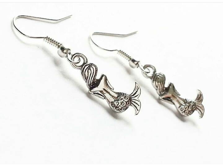 Silber Meerjungfrau Ohrringe, Doppelseitige Meerjungfrau, Meer Göttin, Unter Dem Meer, Kleine Baumeln von evilqueenjewelry