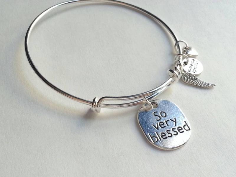 So Sehr Gesegnet, Jemand Besonderes, Flügel Und Herz, Erweiterbare Versilberte Armreif, Geliebt Ein von evilqueenjewelry