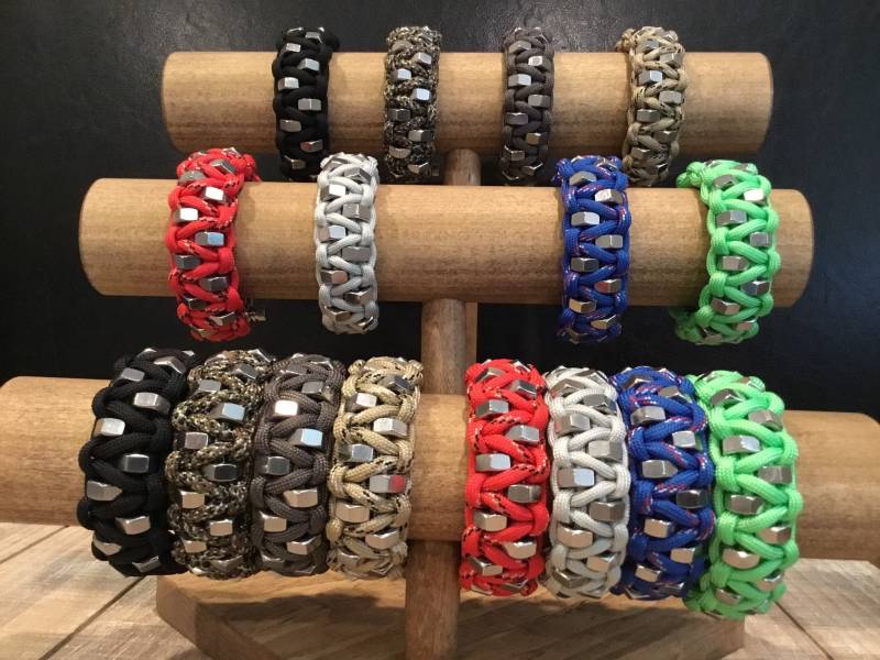 Edelstahl Hex Nuts Paracord Armband von evolutionStudioShop