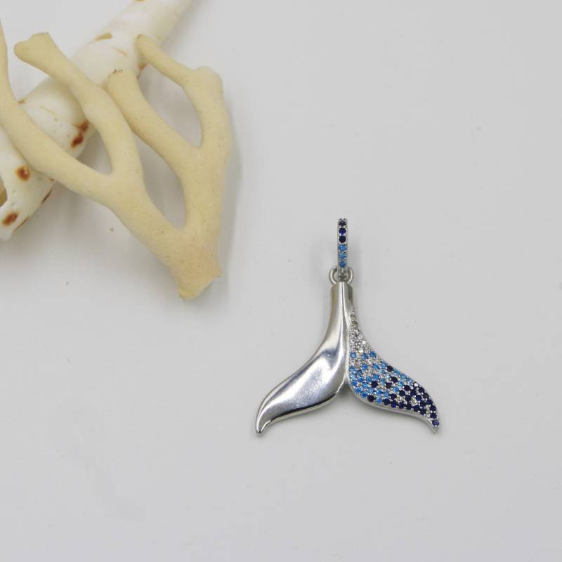 Nautical Symbol Pendant With Whale Fin Design, Silver Jewelry, Chain Optional, Women's Gift Packaging von exclusiv242