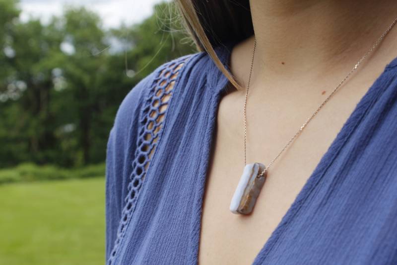 Blaue Spitze Achat, Silber Halskette, Schmuck, Blaue Kette, Etwas Blau, Geschenk, Heilung September Birthstone Blaue Spitze Achat, Silber Halskette, Schmuck, Blaue Kette, Etwas Blau, Geschenk, Heilung September Birthstone von eyevibe