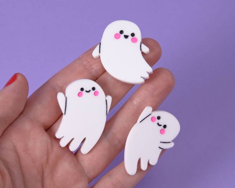 Niedliche Geist Pins, Halloween Schmuck, Laser Cut Acryl von eyupchuck