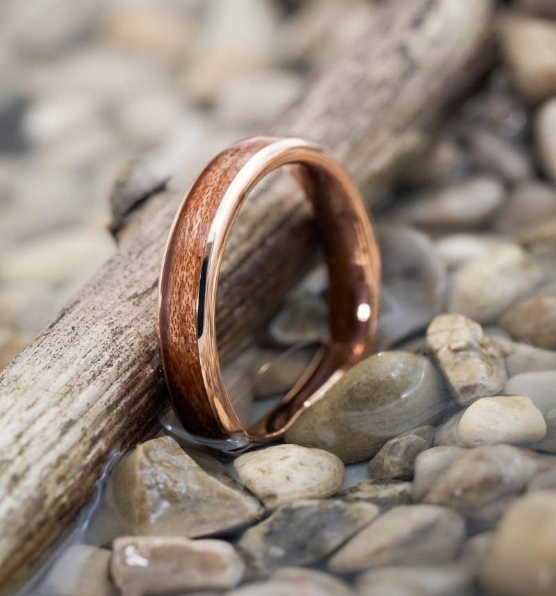 Elano Ring Roségold 4 Mm Damen Holzring Echtholz Wasserfest & Handgefertigt Ehering Trauring Verlobungsring Natur Unikat Schmuck von fablano