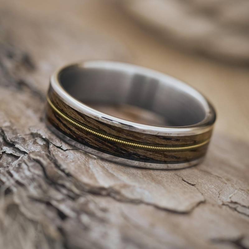 Holzring Herren & Damen - Holz Ring Silber Mit Gitarrensaite Musikerring Eheringe Verlobungsring Ringe Frauen Und Männer von fablano