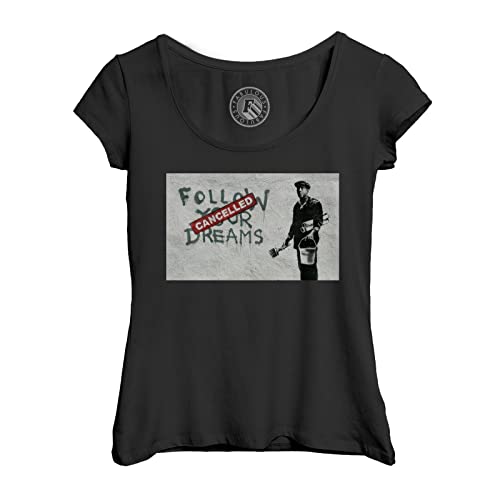 Rundhals-T-Shirt aus Bio-Baumwolle für Damen Banksy Follow Your Dreams Cancelled Street Art Graffiti von Fabulous